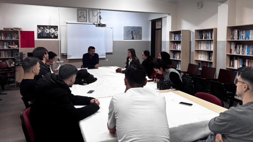 Kaman Meslek Yüksekokulu’nda Kalite Odaklı Buluşma: Öğrenci Elçileri ile Gelecek Planlanıyor