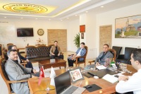 Meslek Yüksekokulumuz Yönetiminden Kaman Belediye Başkanı Emre Demirci’ye Ziyaret