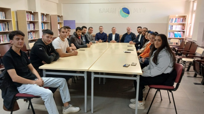 Sondaj Teknolojisi Programı'nda 20. Yıl Coşkusuyla Kariyer Günü Düzenlendi